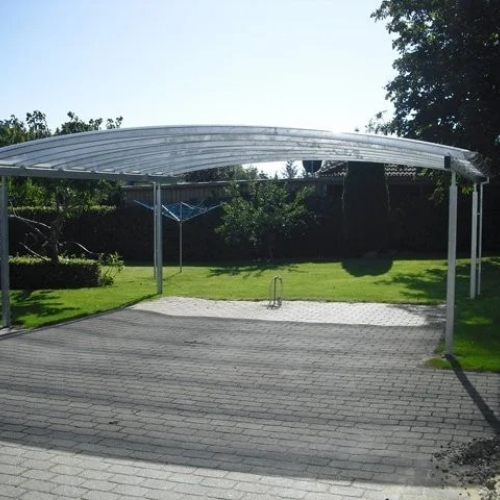 Fritstående dobbelt carport på storindkørsel